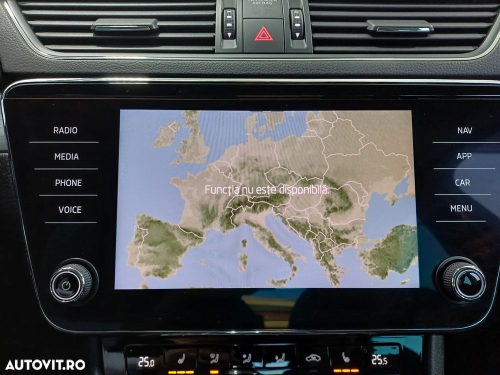 Skoda Superb 1.5 TSI DSG Ambition - 26