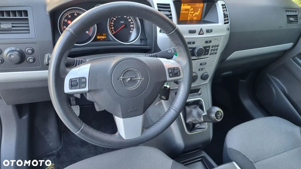 Opel Zafira 1.8 Easytronic Edition 111 Jahre - 6