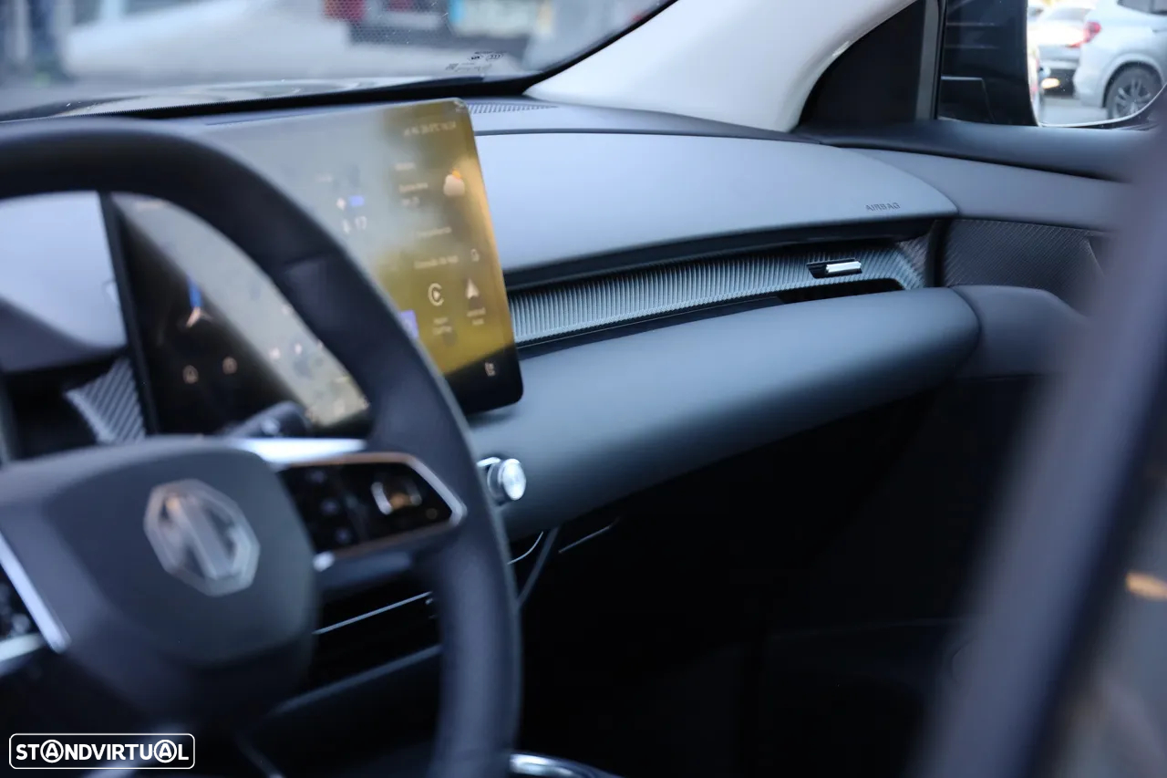 MG MGS5 EV 64 kWh Luxury - 13