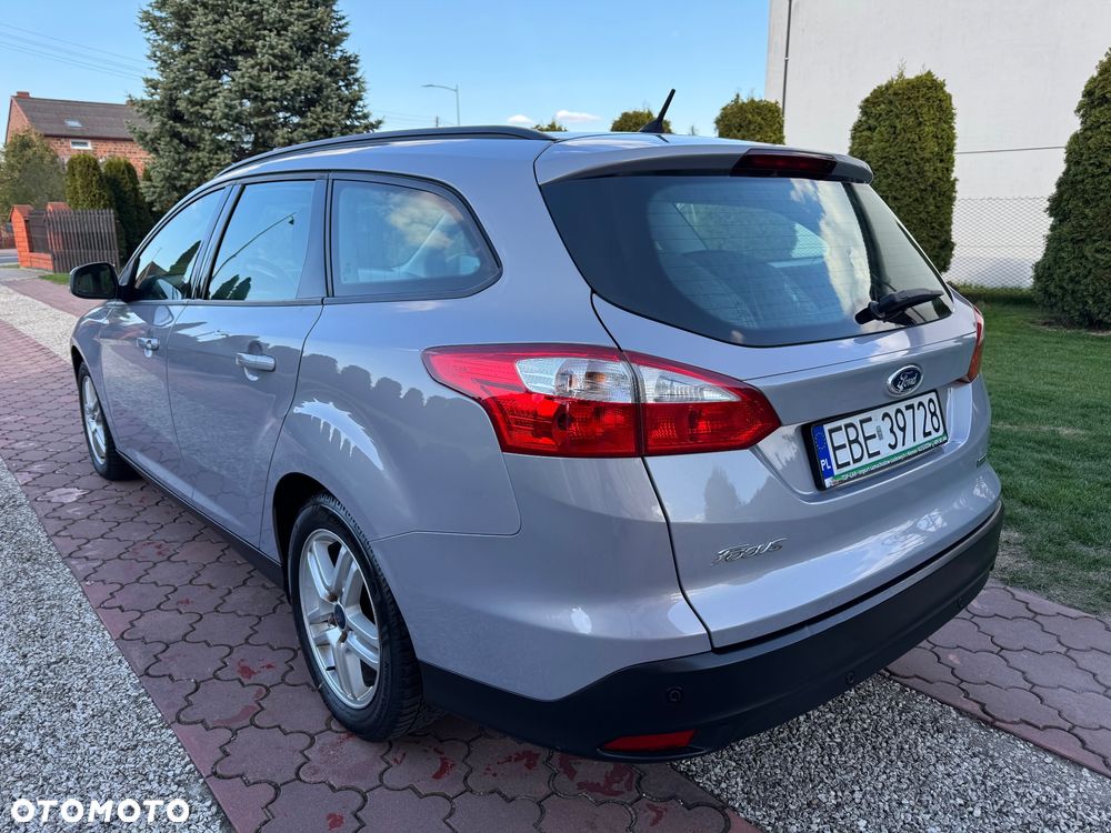 Ford Focus - 8