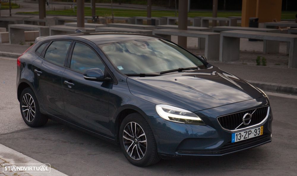Volvo V40 2.0 D3 Momentum - 7