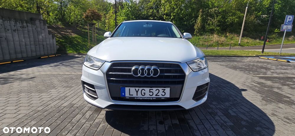 Audi Q3 2.0 TDI sport - 18