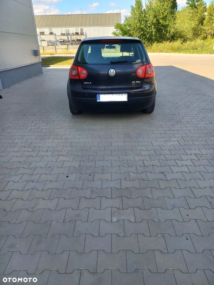Volkswagen Golf - 8