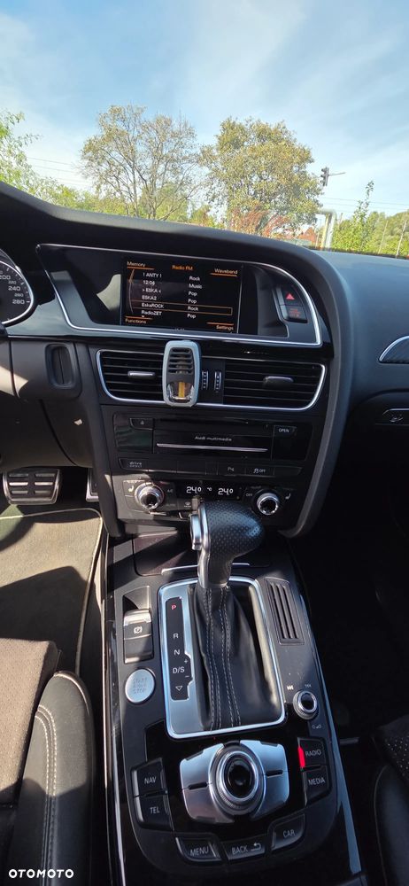 Audi A4 Limousine 2.0 TFSI Quattro S tronic - 9