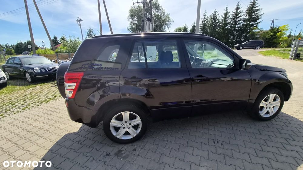 Suzuki Grand Vitara 2.0 De Luxe - 6