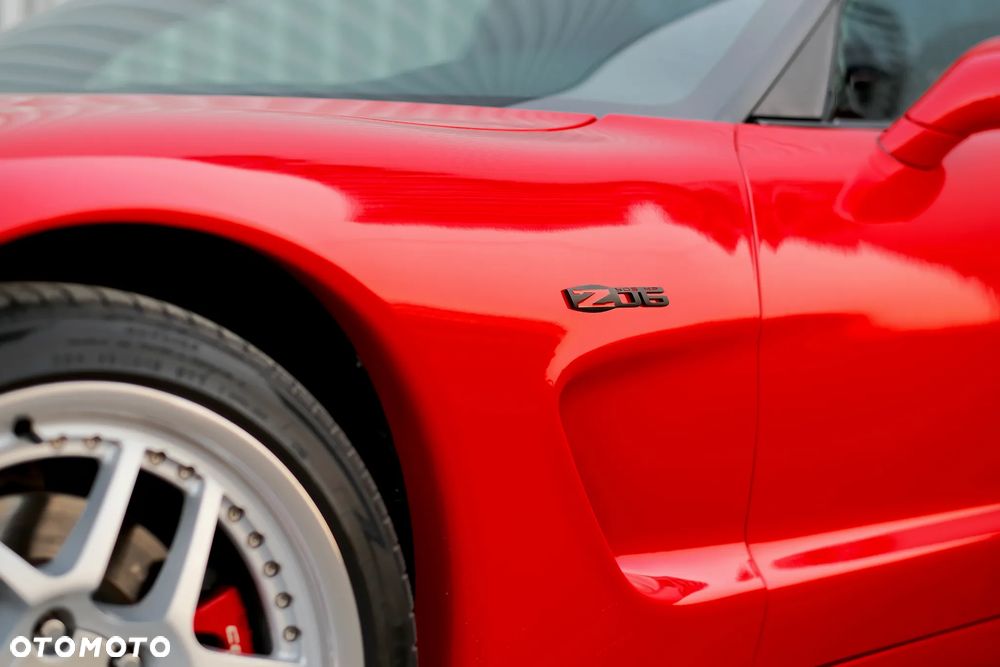 Chevrolet Corvette - 27