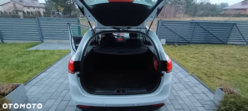 Kia Ceed 1.6 CRDi M - 4