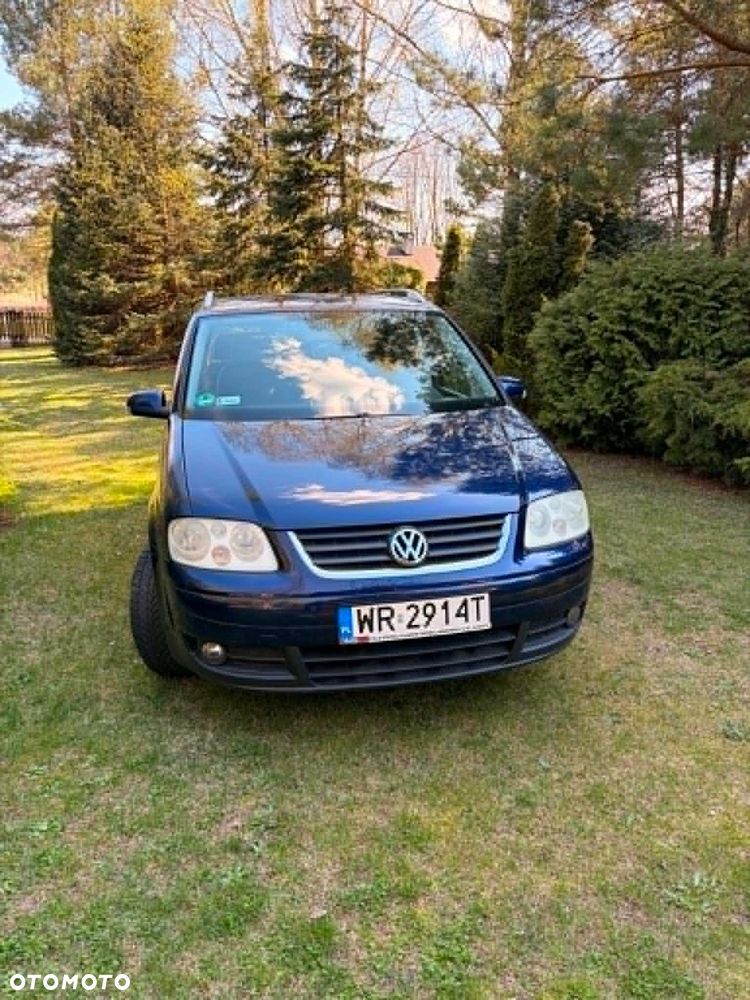 Volkswagen Touran - 5