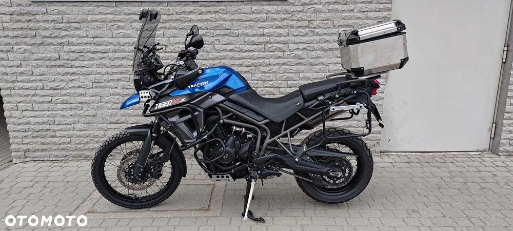 Triumph Tiger - 1