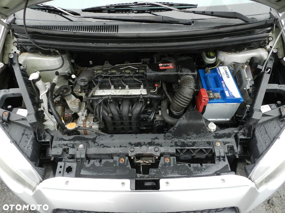 Mitsubishi Colt - 17