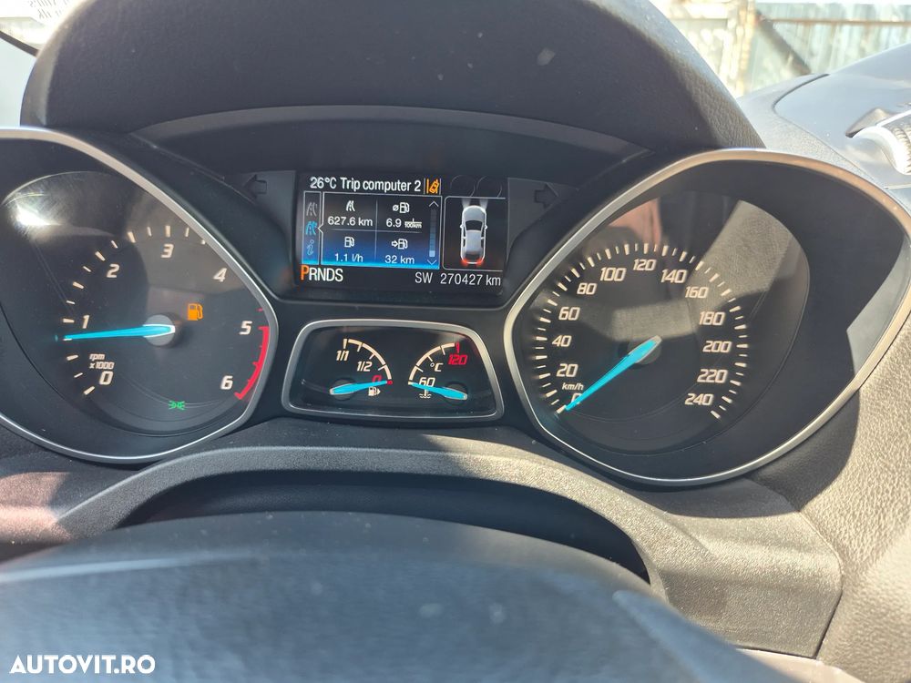 Ford Kuga 2.0 TDCi 4WD Powershift Titanium - 10