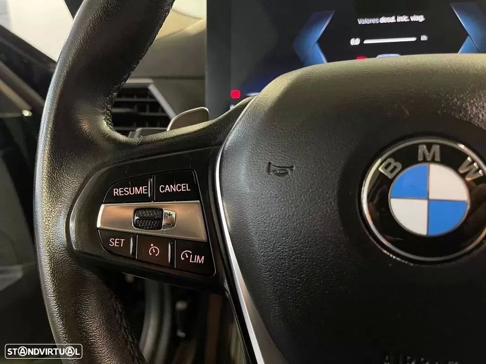 BMW 318 d Auto - 13