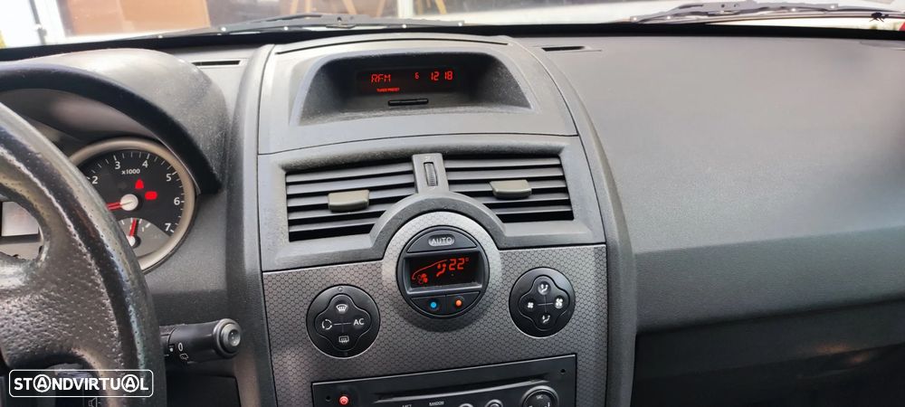 Renault Mégane Break 1.5 dCi Dynamique - 12