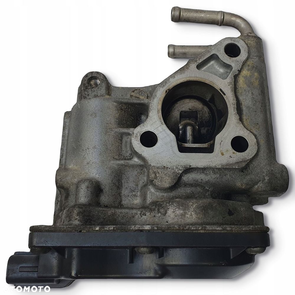 ZAWÓR EGR Toyota Avensis T27 2.0 D4D 25800-0R010 VN150100-0040 - 4