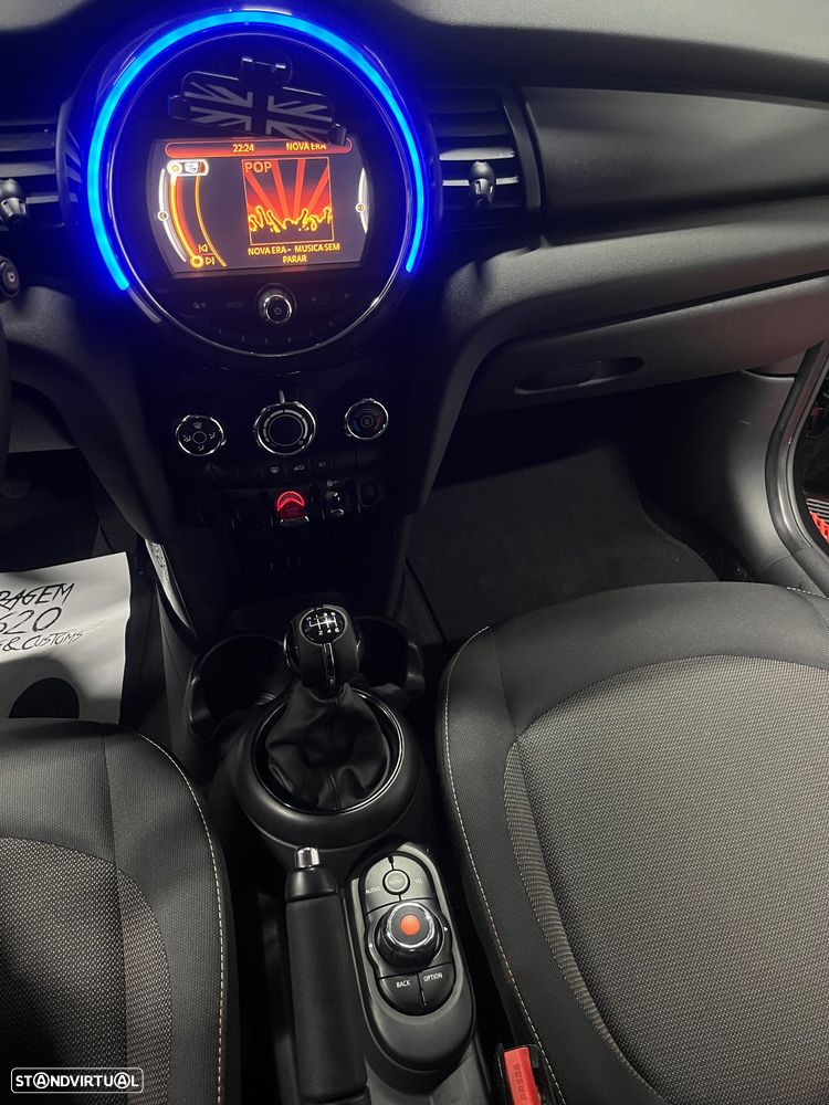 MINI 3 Portas - 12
