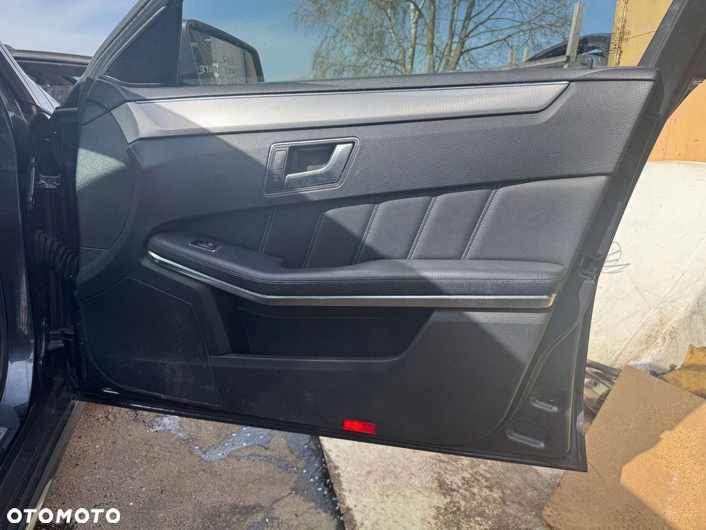 MERCEDES BENZ S212 W212 LIFT KOMPLET FOTELI BOCZKÓW BOCZKI FOTELE KANAPA - 4