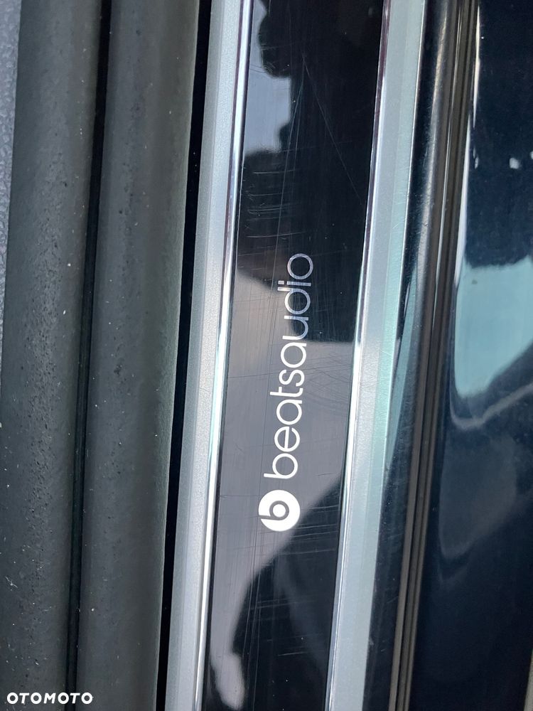 Volkswagen Polo 1.0 Blue Motion Technology beats - 16