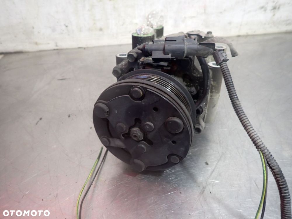 SPRĘŻARKA KLIMATYZACJI FORD FOCUS 1.4 - 3