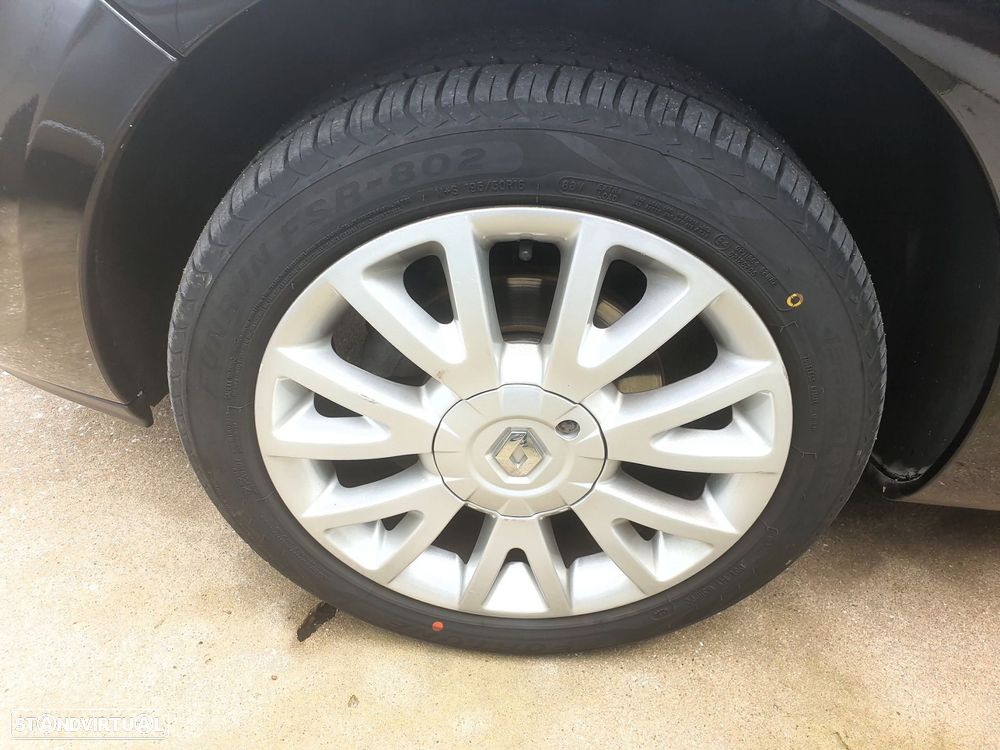 Renault Clio 1.5 dCi Dynamique S - 43