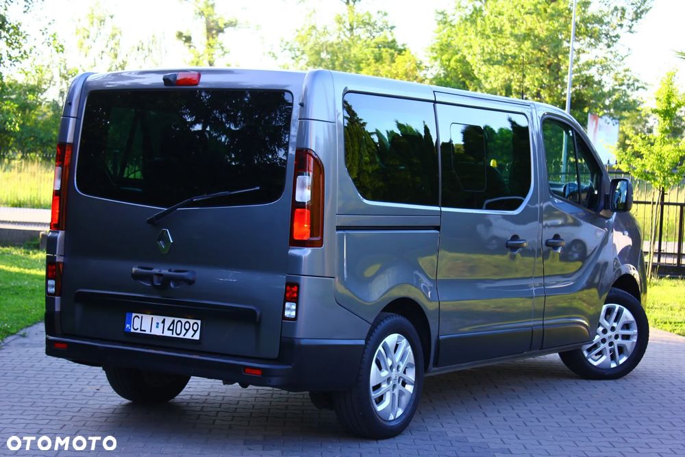 Renault Trafic 2.0 dCi - 8