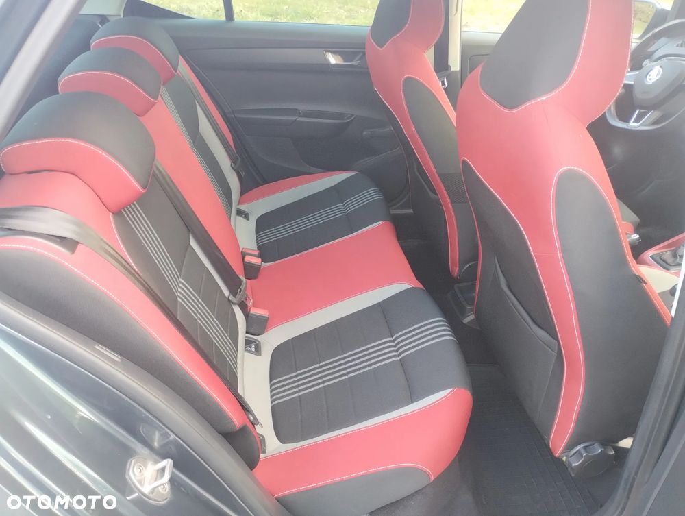 Skoda Fabia 1.2 TSI DSG Monte Carlo - 16