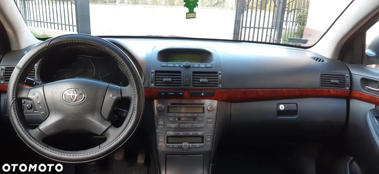 Toyota Avensis 2.0 D-4D Prestige - 4