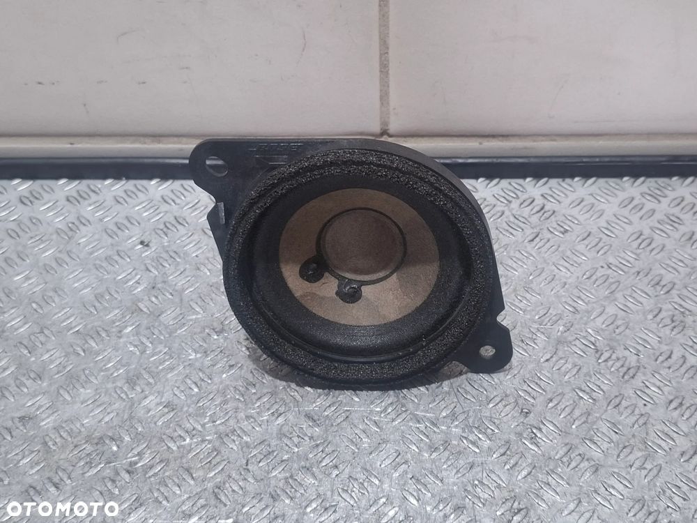 Głośnik Bose deski rozdzielczej Mazda III 2015 rok nr NE6166960 - 1