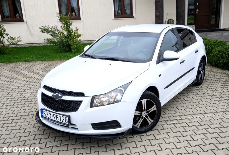 Chevrolet Cruze 1.6 LS - 10