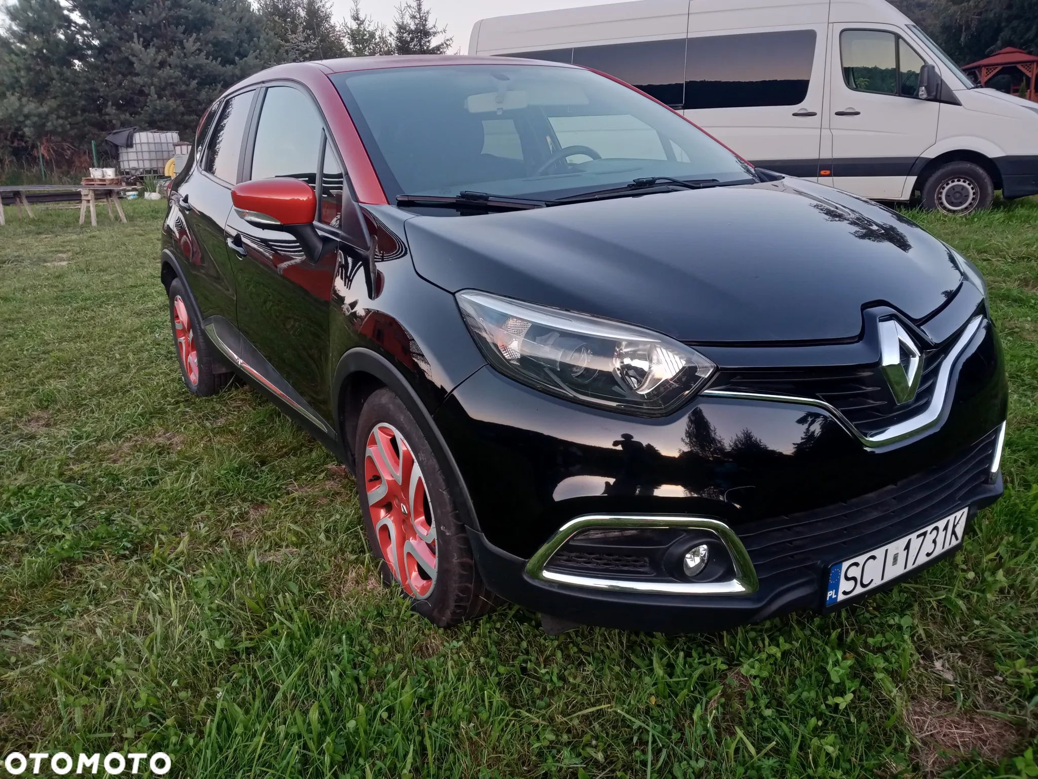 Renault Captur 1.2 TCe Intens EDC - 1