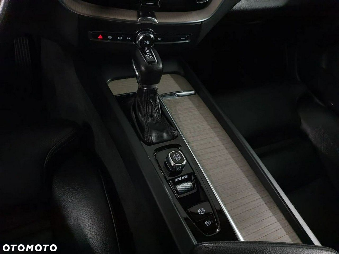 Volvo XC 60 D4 AWD Inscription - 30