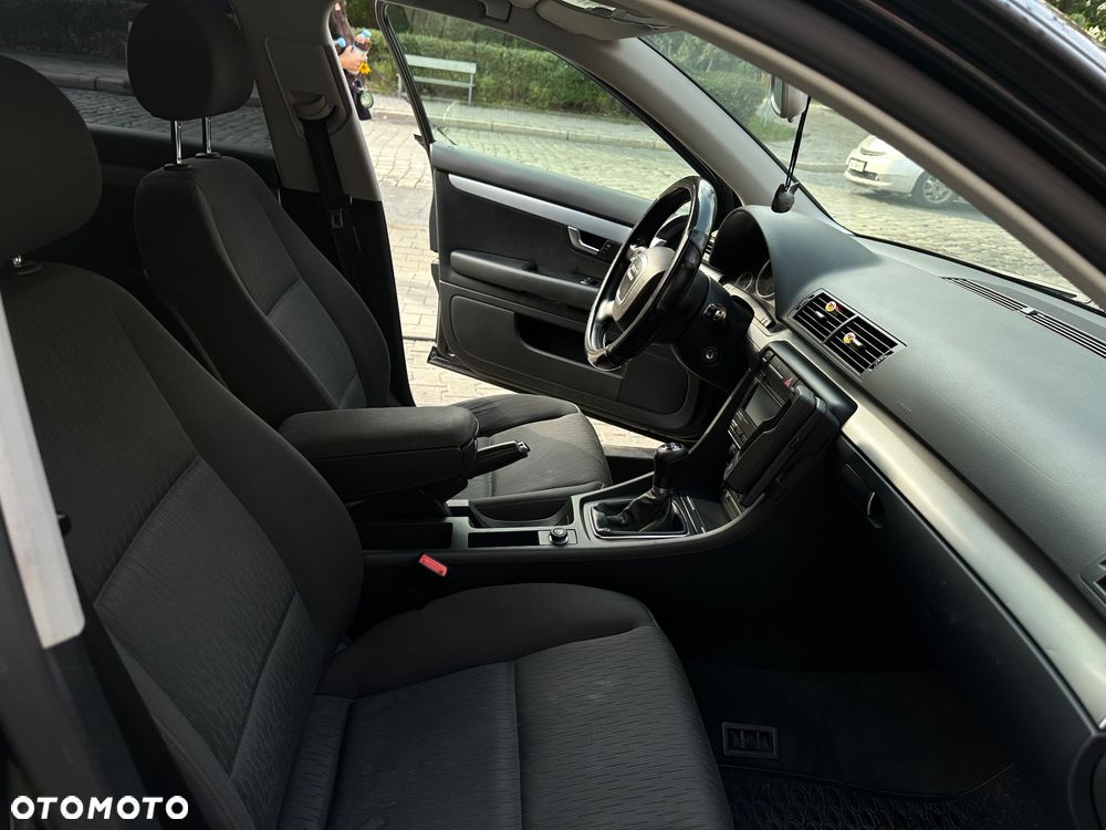 Audi A4 Avant 2.0 TDI DPF - 8