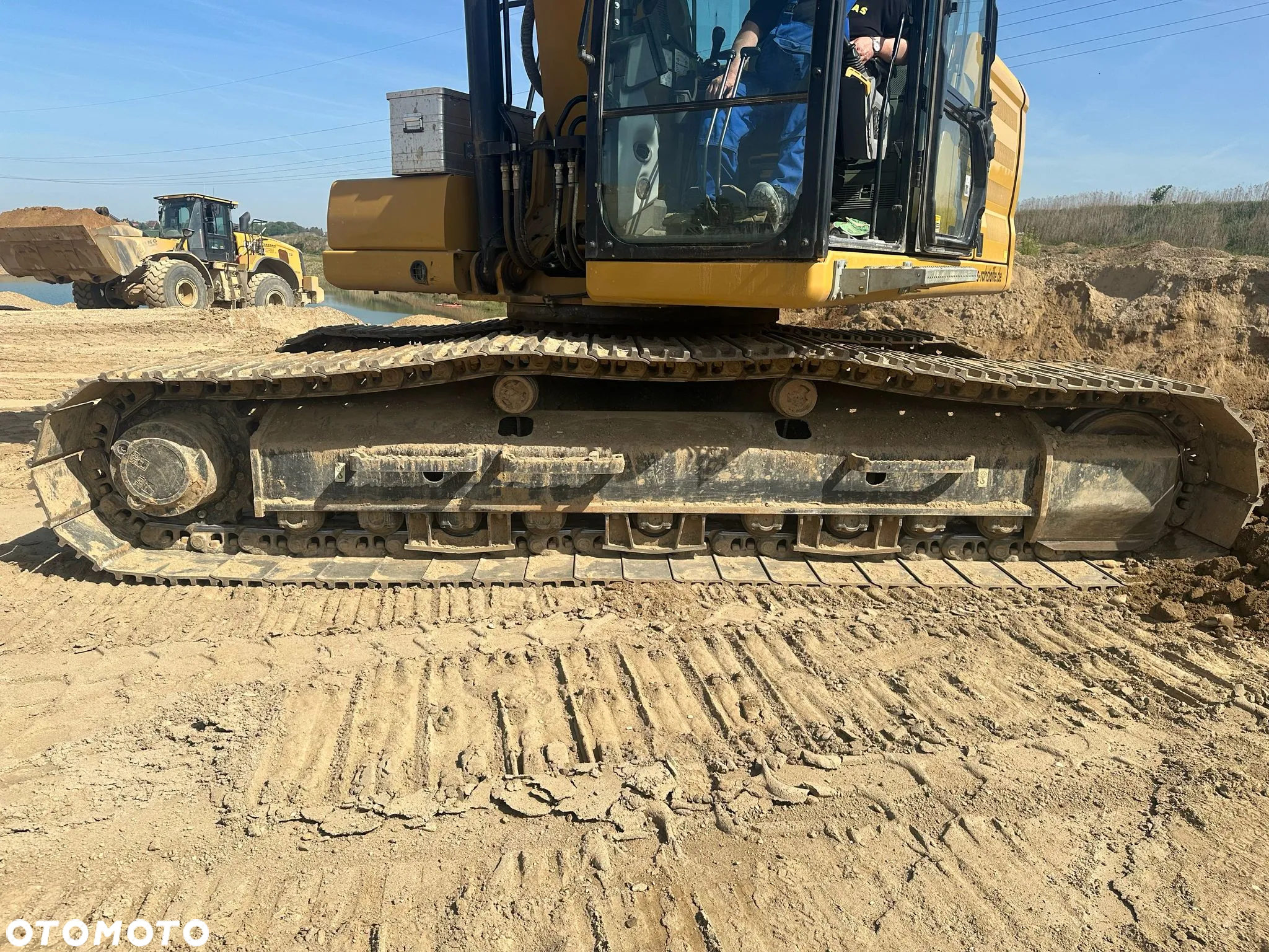 Caterpillar CAT 330 GC - build 07D - 6