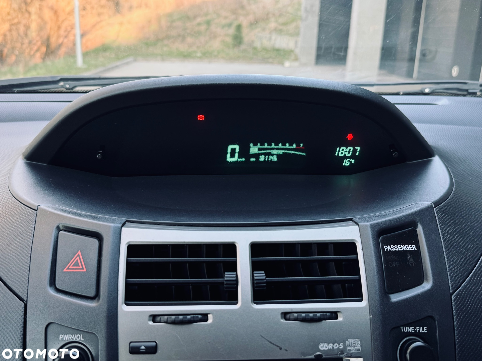Toyota Yaris 1.0 Luna - 18
