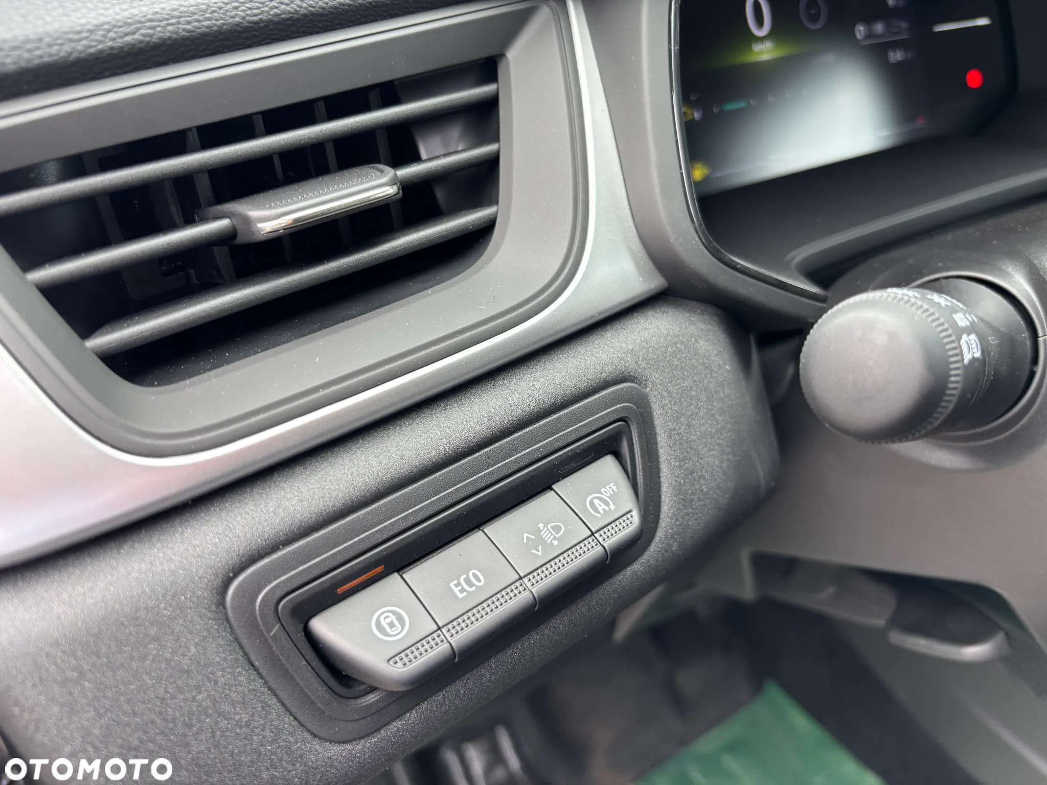 Renault Symbioz - 12