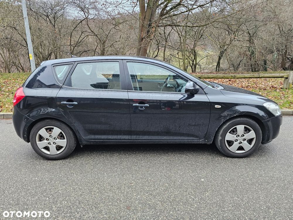 Kia Ceed 1.6 Crdi Comfort - 8