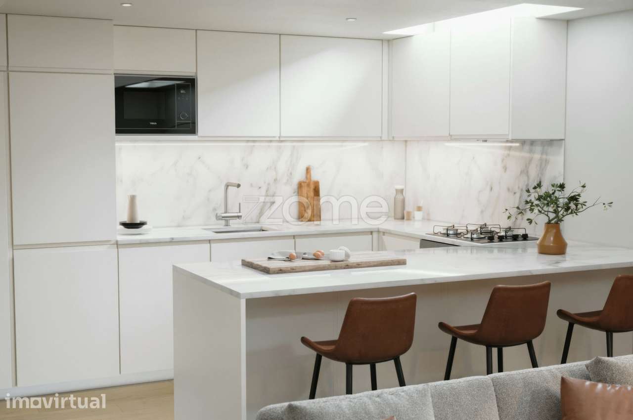 Apartamento T1 + Espaço Complementar com 3 Quartos e Acesso ao Jard... - Grande imagem: 3/47