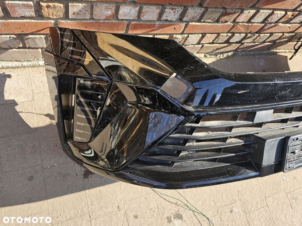 ZDERZAK PRZEDNI RENAULT CLIO V - 3