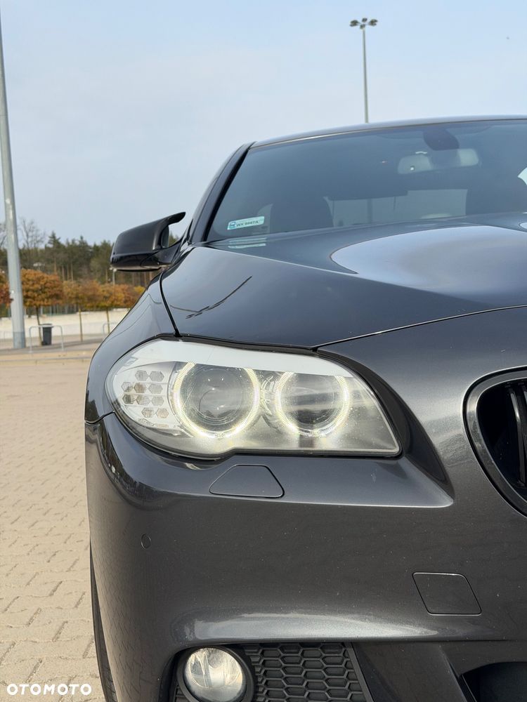 BMW Seria 5 525d - 18