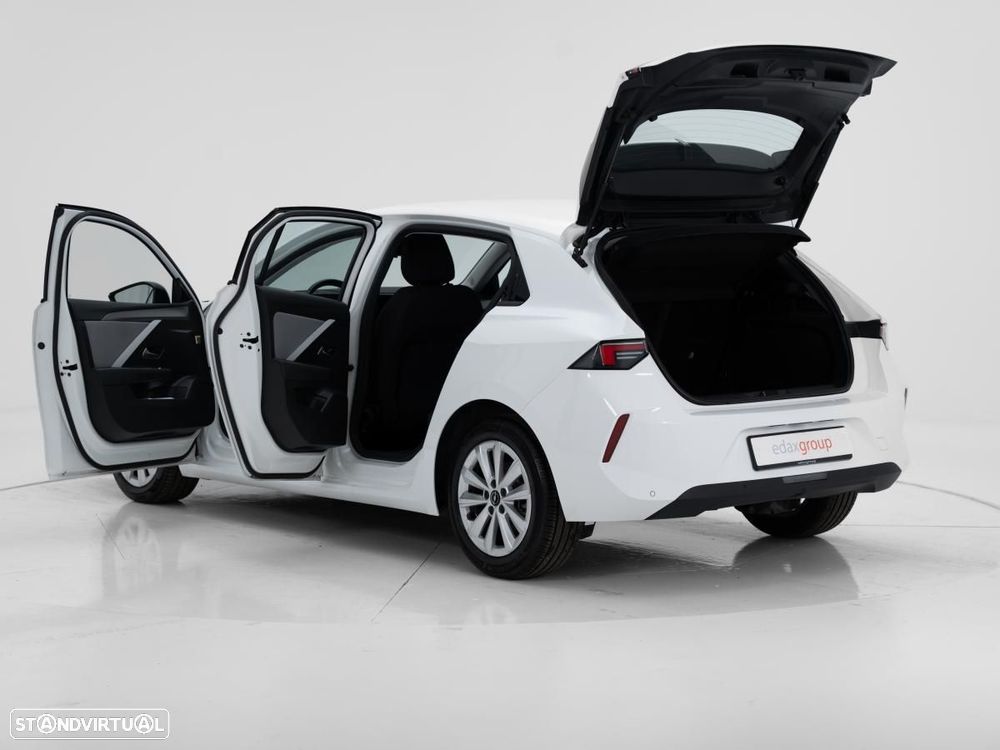 Opel Astra 1.5 D Business — fotografia 5