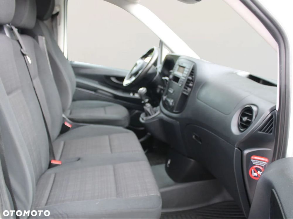 Mercedes-Benz VITO - 11