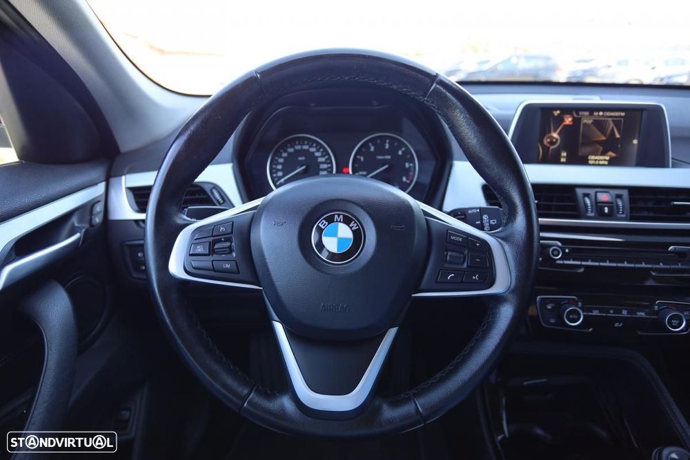 BMW X1 16 d sDrive Line Sport - 15