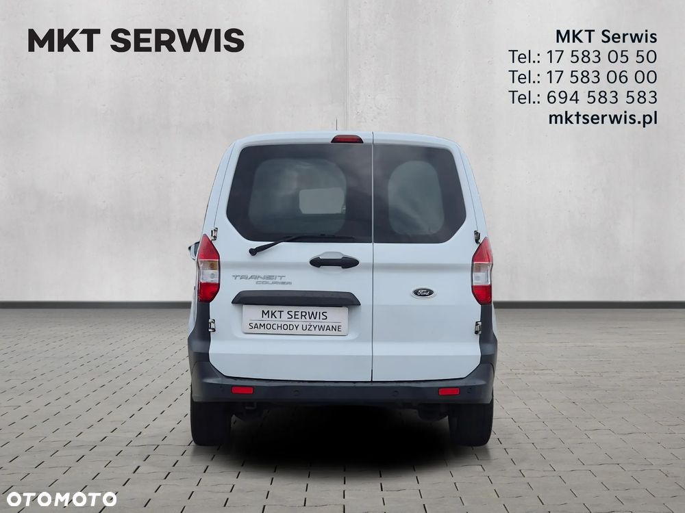 Ford Transit Courier - 4