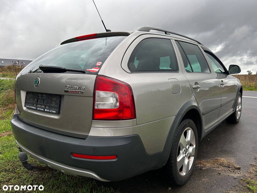 Skoda Octavia Scout 1.8 TSI - 8