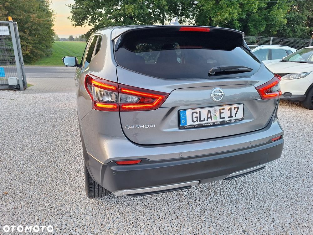 Nissan Qashqai 1.2 DIG-T N-Connecta Xtronic - 8