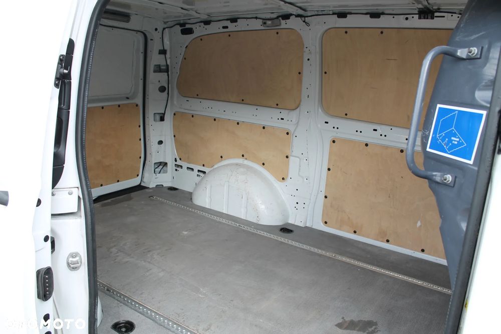 Mercedes-Benz VITO - 18