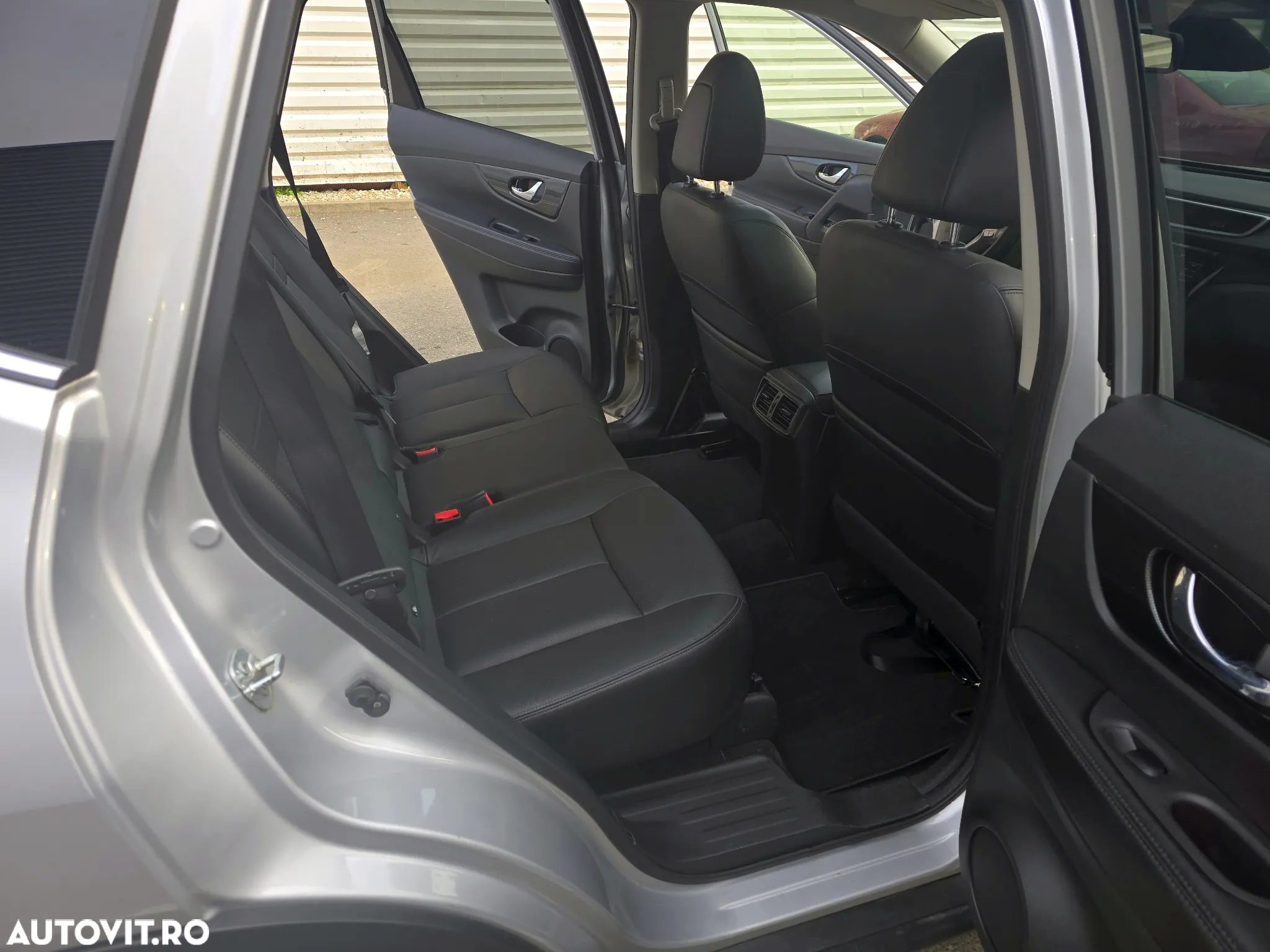 Nissan X-Trail - 11