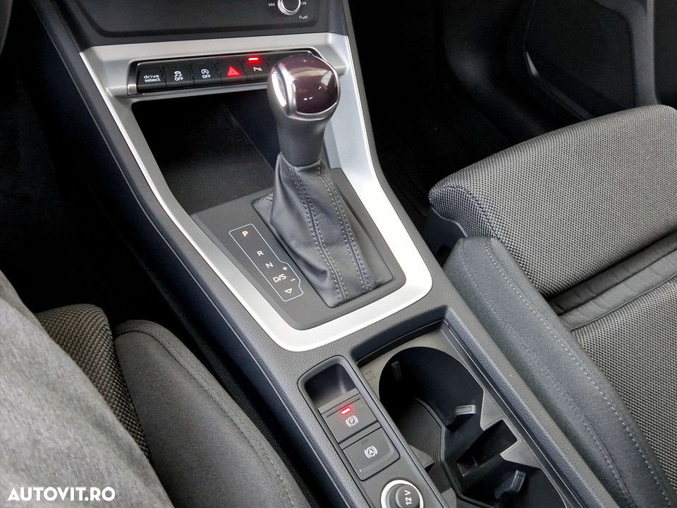 Audi Q3 35 TFSI S tronic - 19