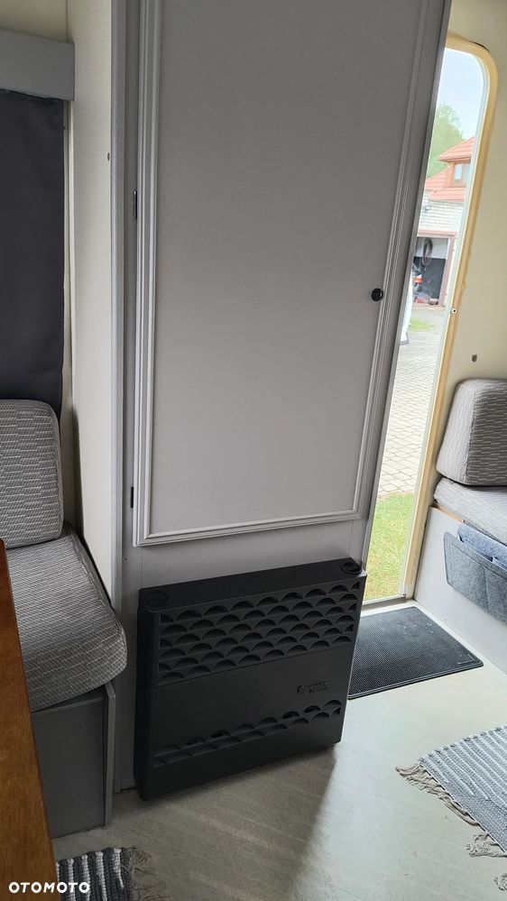 Inny RC Caravan Piccolo 320 - 7