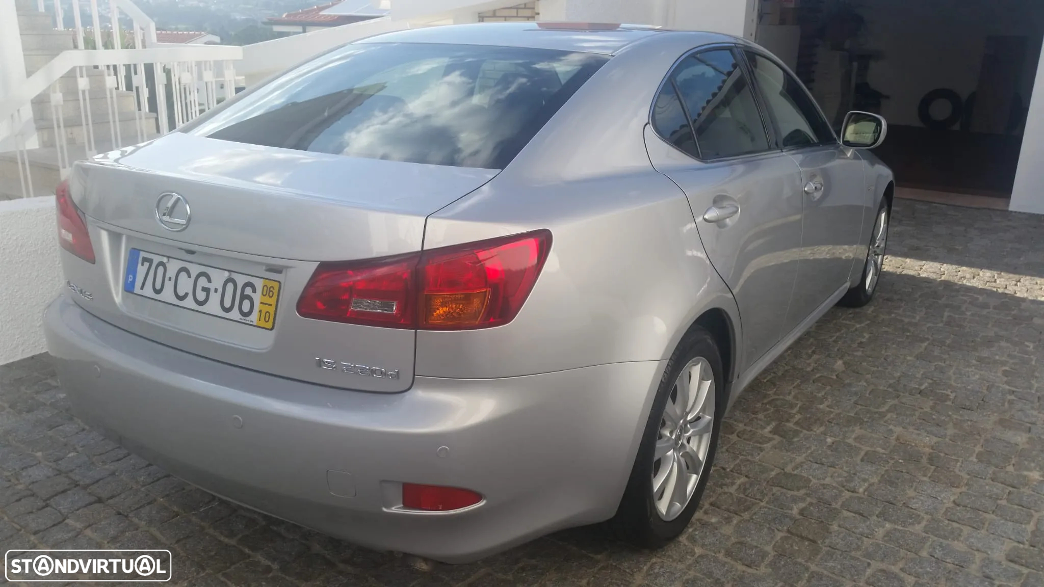 Lexus IS 220 d Luxury 48 - 3
