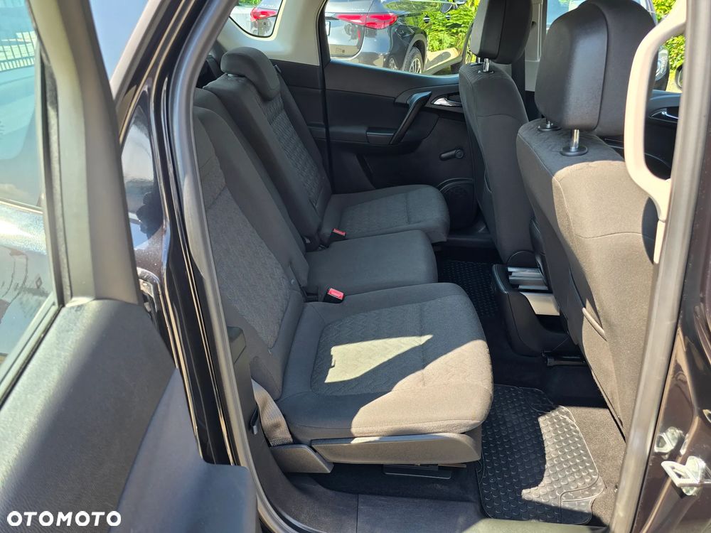 Opel Meriva - 10